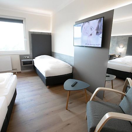 Das Reinisch Just Rooms Schwechat Εξωτερικό φωτογραφία