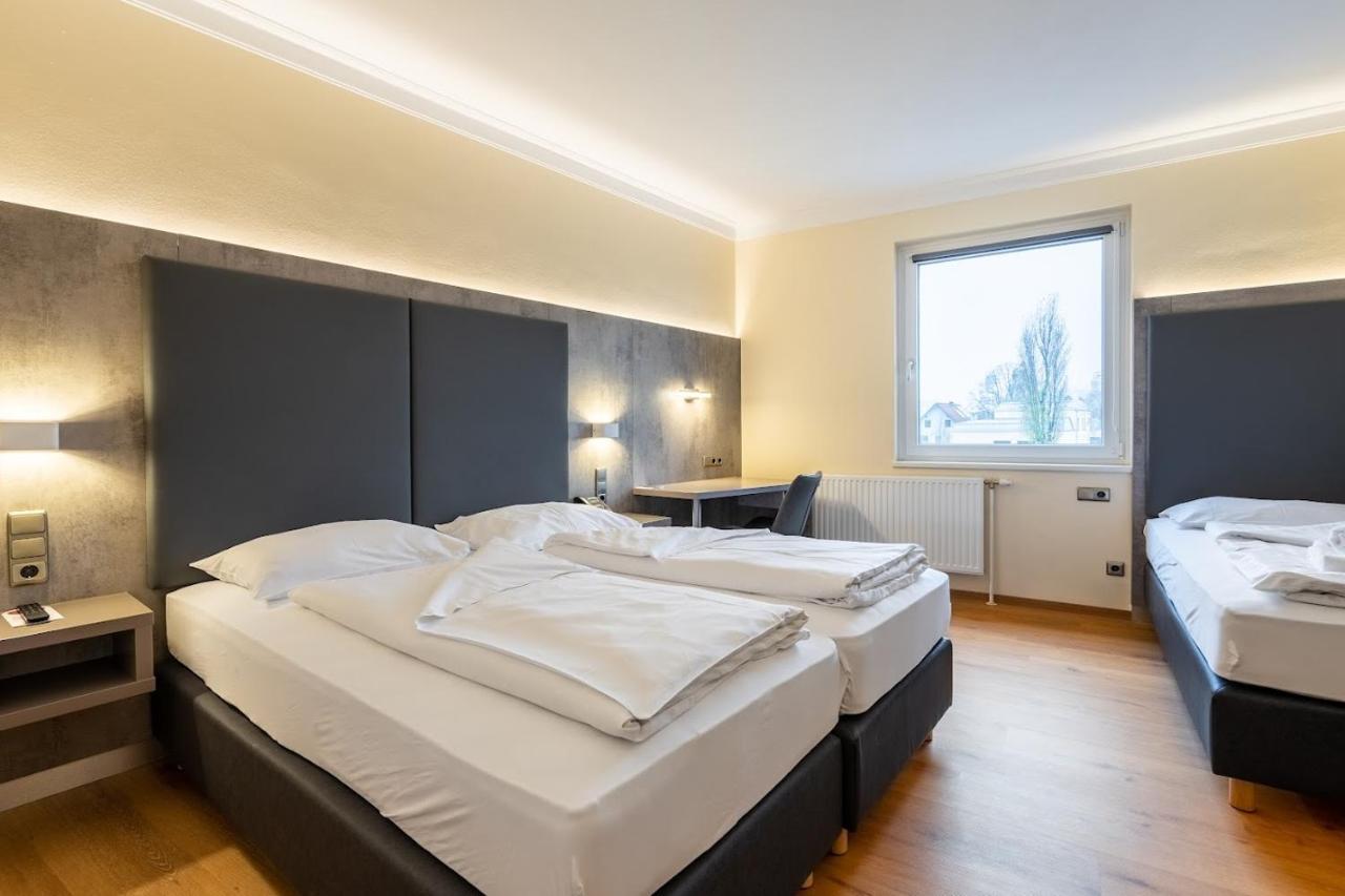 Das Reinisch Just Rooms Schwechat Εξωτερικό φωτογραφία