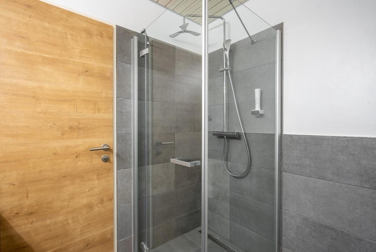 Das Reinisch Just Rooms Schwechat Εξωτερικό φωτογραφία