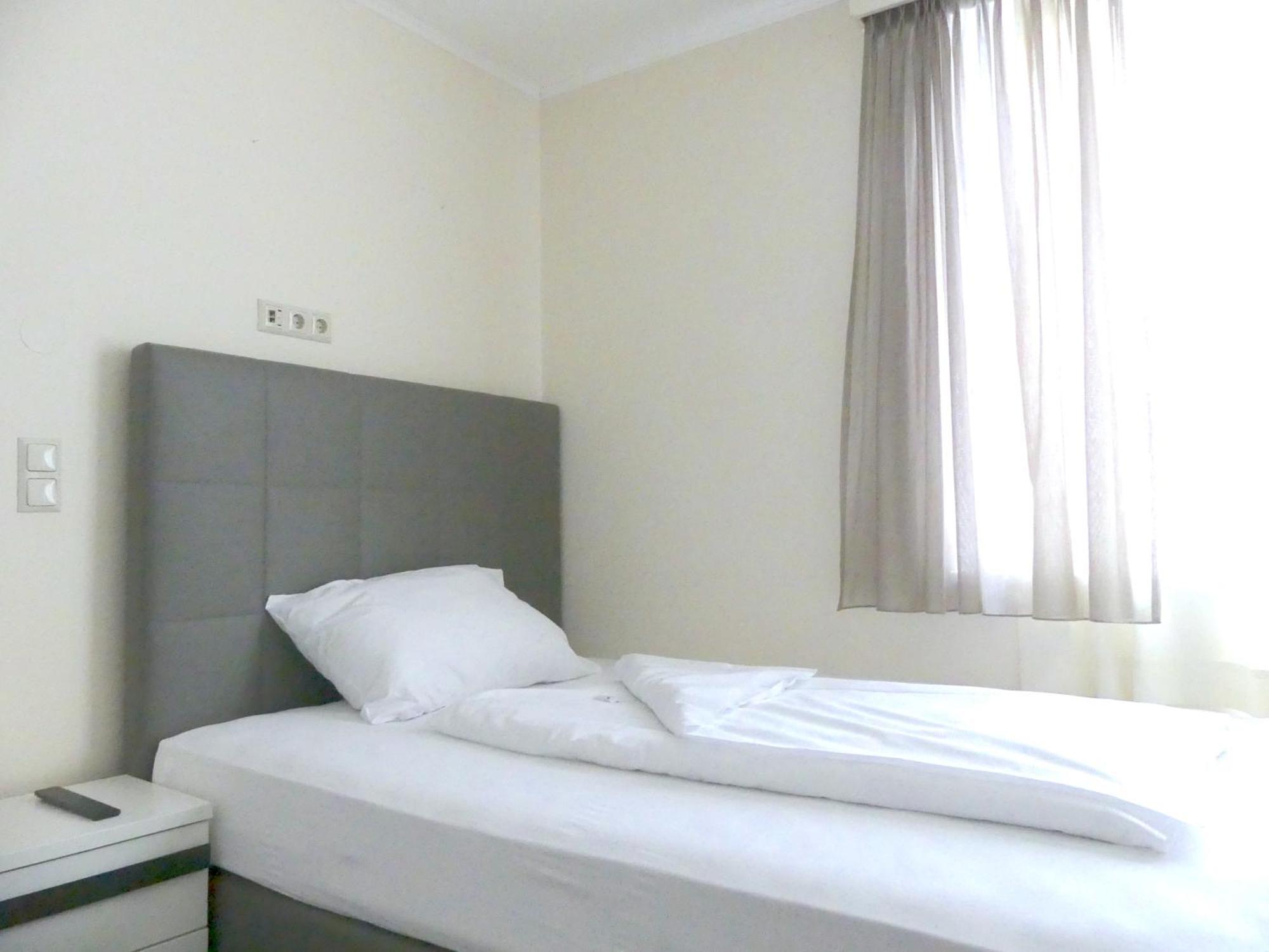 Das Reinisch Just Rooms Schwechat Εξωτερικό φωτογραφία