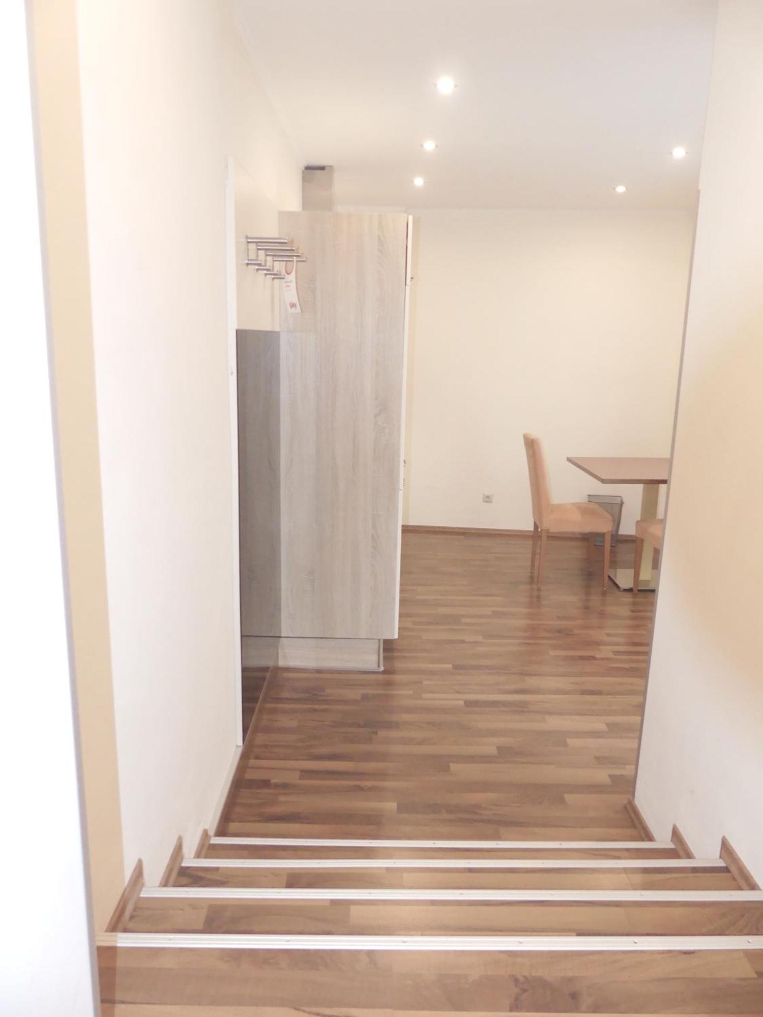 Das Reinisch Just Rooms Schwechat Εξωτερικό φωτογραφία