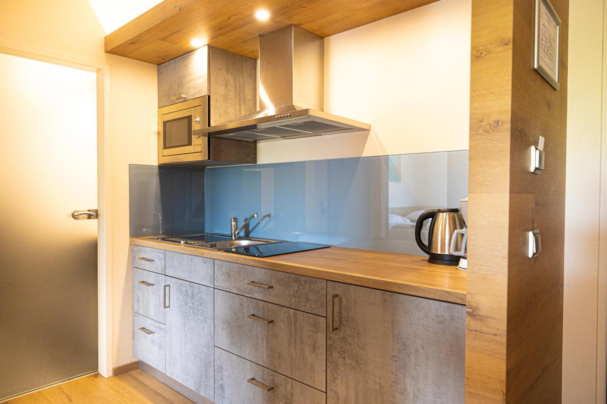 Das Reinisch Just Rooms Schwechat Εξωτερικό φωτογραφία